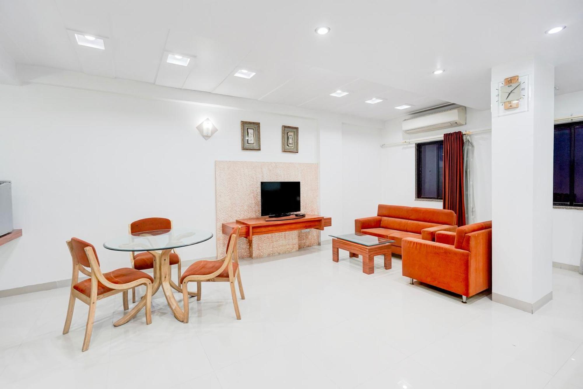 Super Townhouse Mg Road Porbandar Formerly Hotel Harmony Exterior foto