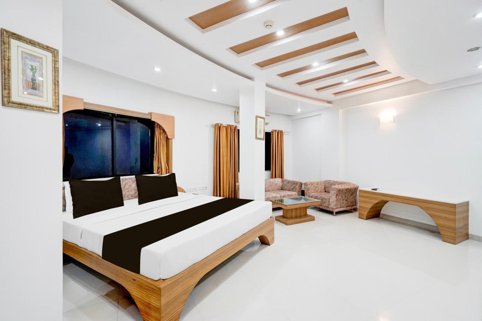 Super Townhouse Mg Road Porbandar Formerly Hotel Harmony Exterior foto