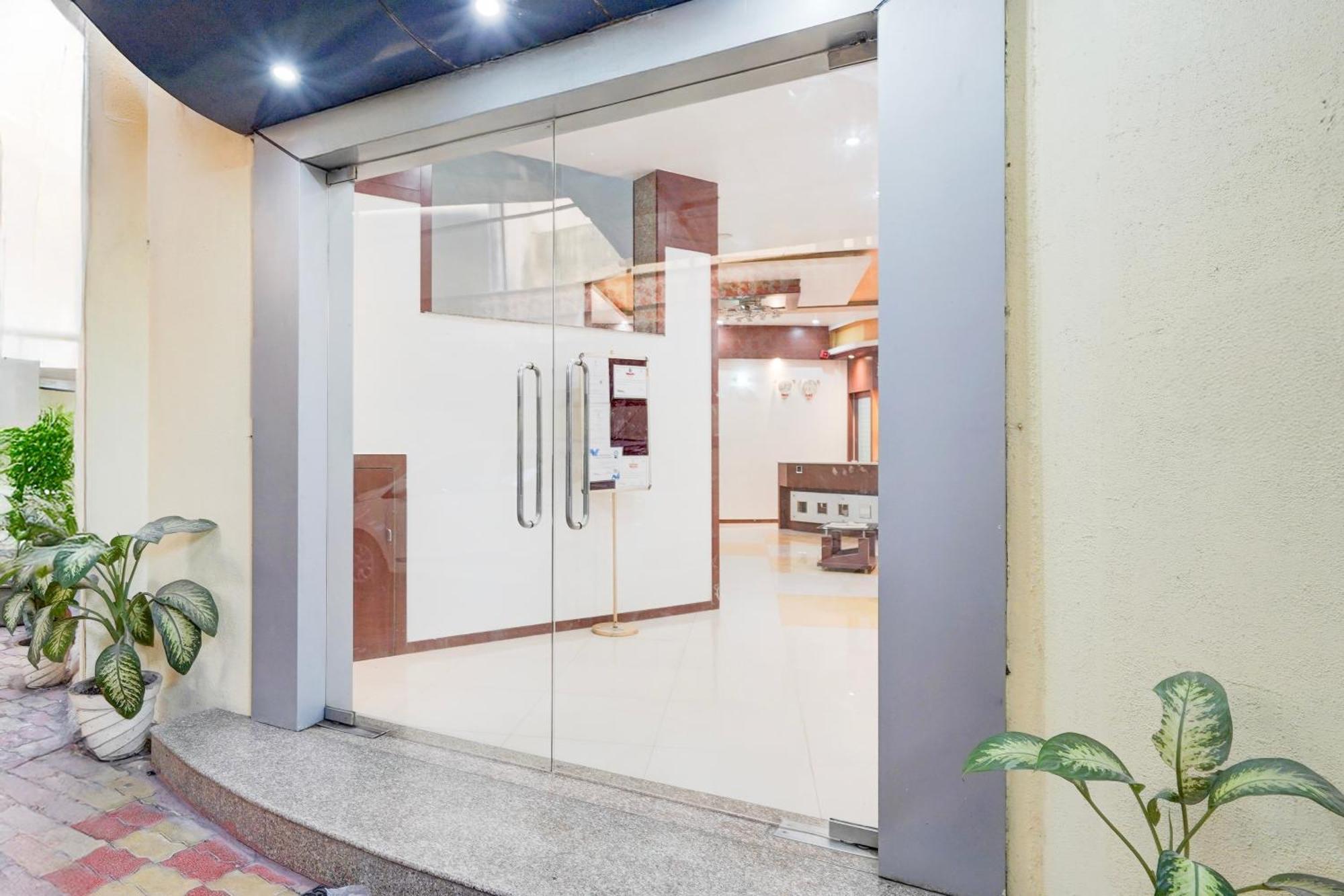 Super Townhouse Mg Road Porbandar Formerly Hotel Harmony Exterior foto